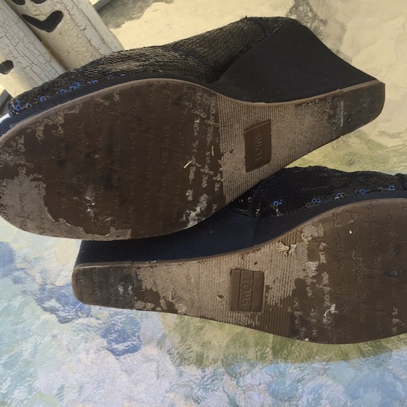 Toms Black Sequin Wedges - Picture 6 of 8